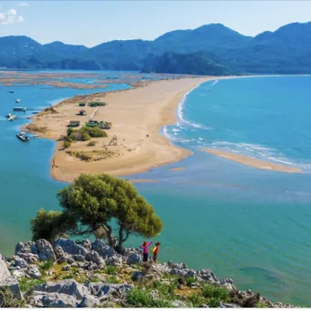 Private Pool At Dalyan فيلة أورتاجا